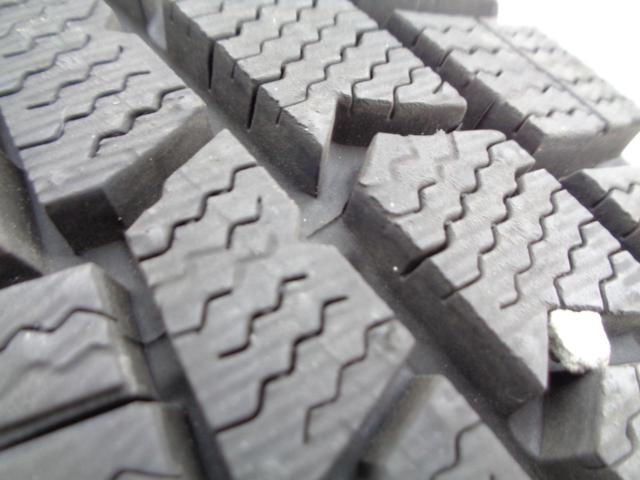 DUNLOP WINTER MAXX02