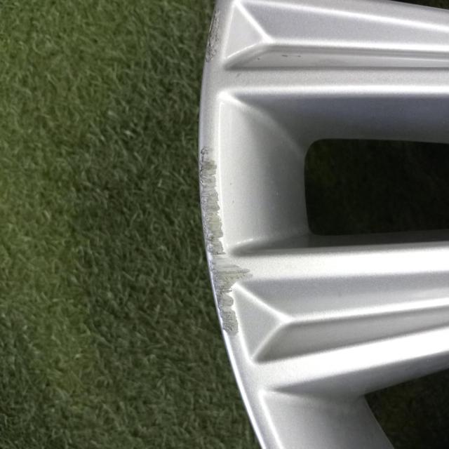 トヨタ純正(TOYOTA) 210系クラウンアスリート前期純正アルミ
