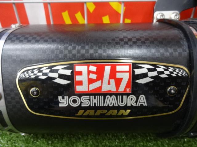 Excellent condition items in stock! YOSHIMURA
R-77S
Cyclone
Carbon end
Slip-on
Ninja250・400(’18-)/Z250・Z400(’19-)