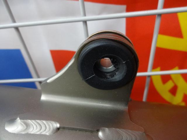 Specially selected parts! AKRAPOVIC
Racing Line
Slip-on muffler
250EXC-F/350EXC-F(’20-’23)