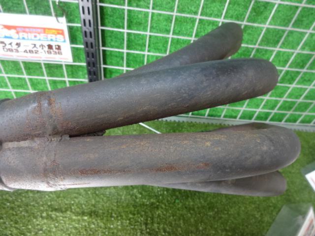 Worth seeing!? Moriwaki
Engineering (Moriwaki)
One piece
Short tube scarf
Zephyr χ ('96 - '08)
