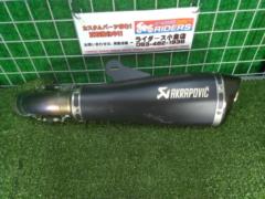 AKRAPOVIC Titanium
Slip-on silencer
R
nine
T('14-'21)