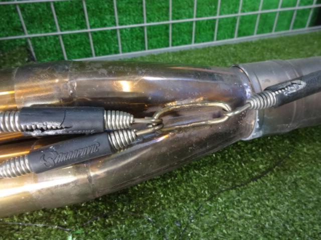 Rare parts! AKRAPOVIC
Titanium Oval
Furueki muffler
Removed from a ZX-12R (ZXT20B) ('06)