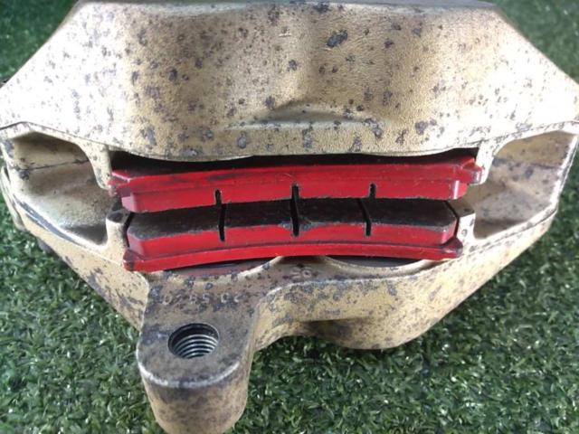 YAMAHA x Brembo genuine parts
Caliper
Right and left
XJR400R
4HM