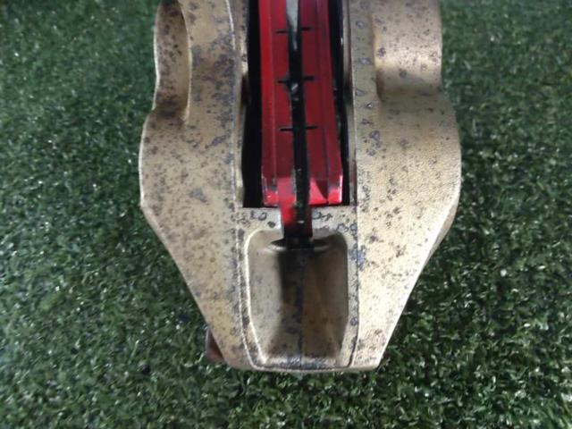 YAMAHA x Brembo genuine parts
Caliper
Right and left
XJR400R
4HM