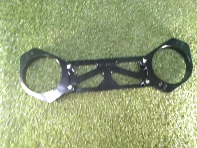 Manufacturer unknown stabilizer
XJR1200
Removed from a 4KG (1997 model)