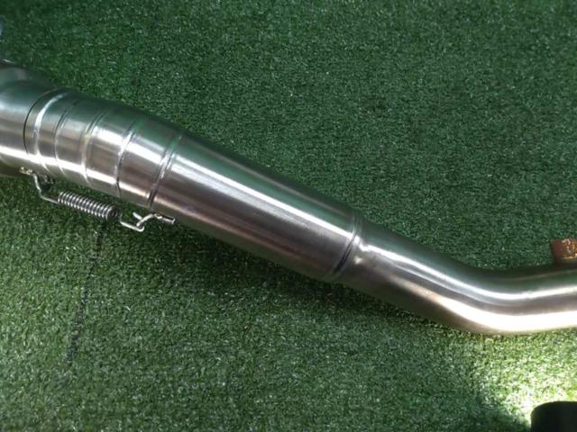 R9
Exhaust
H2-SS
Full exhaust muffler
YZF-R25 (RG43J)