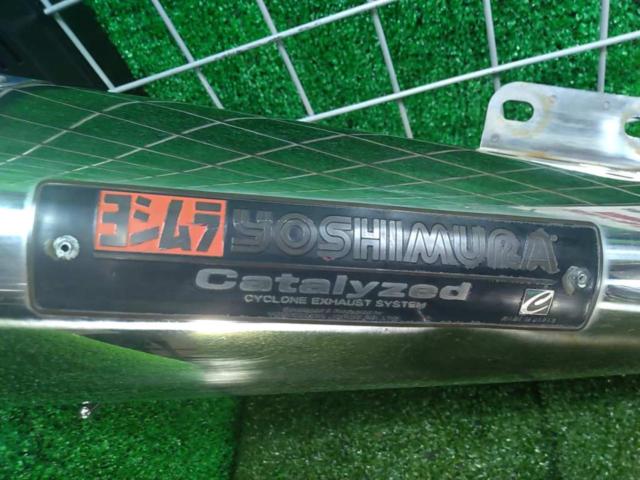  YOSHIMURA (Yoshimura)
Mega Tri-Oval
Cyclone muffler
250TR carburetor model (BJ250F)