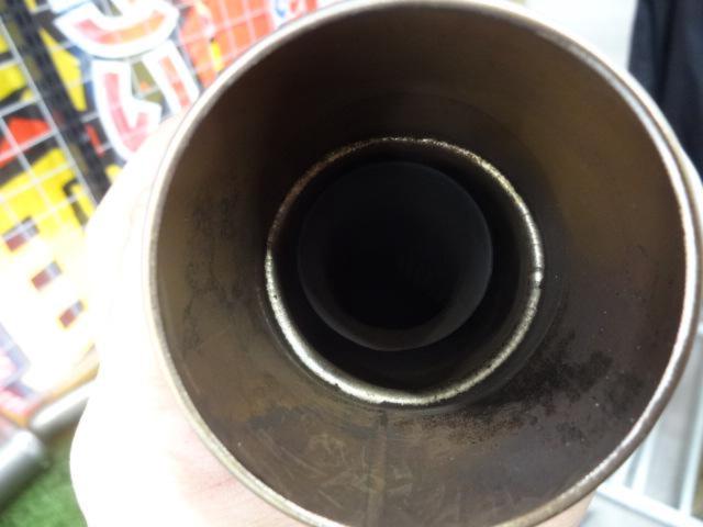  YOSHIMURA (Yoshimura)
Tri-Oval Cyclone
Titanium slip-on muffler
YZF-R1 ('04-'06) (RN124)