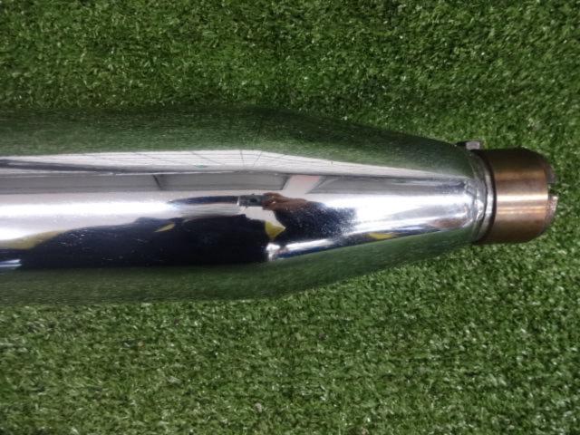 VANCE&HINES
Twin slash
Slip-on muffler
Dyna ('08 -'17)