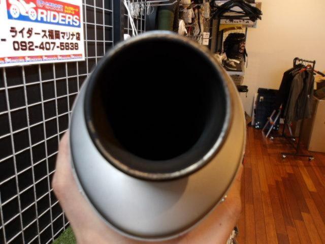 AKRAPOVIC
Slip-on silencer
GSX - R1000 ('05) Remove