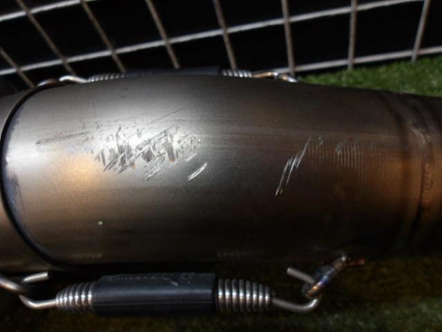 AKRAPOVIC
Slip-on silencer
GSX - R1000 ('05) Remove