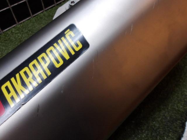 AKRAPOVIC
Slip-on silencer
390DUKE ('13-'16)