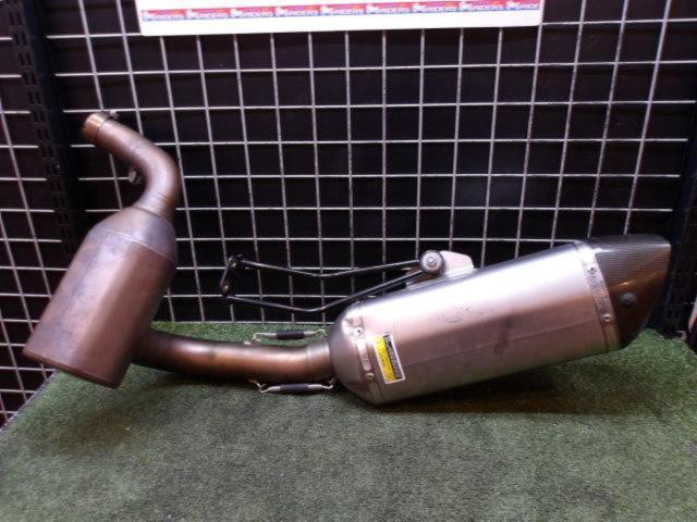 AKRAPOVIC
Slip-on silencer
390DUKE ('13-'16)