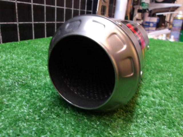 AKRAPOVIC (Akurapo Vittorio h)
GP style
Slip-on silencer
YZF-R25/MT-25 (JBK-RG10)