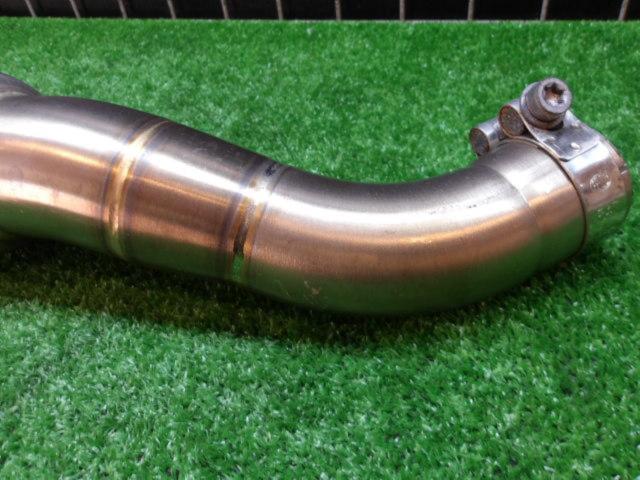 AKRAPOVIC (Akurapo Vittorio h)
GP style
Slip-on silencer
YZF-R25/MT-25 (JBK-RG10)