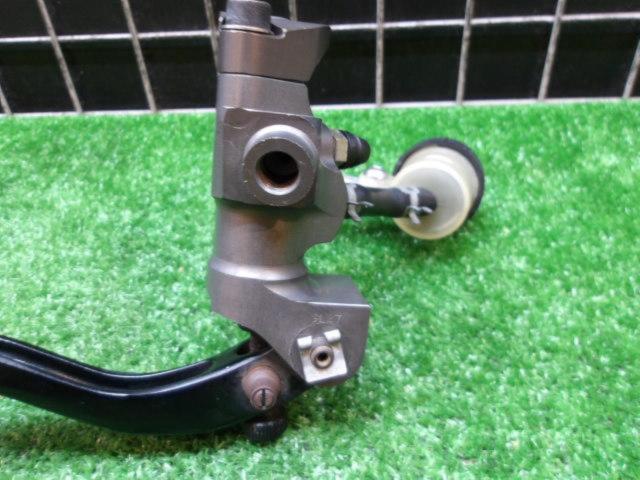 Brembo (Brembo)
Radial clutch master cylinder
Φ 16 × 18