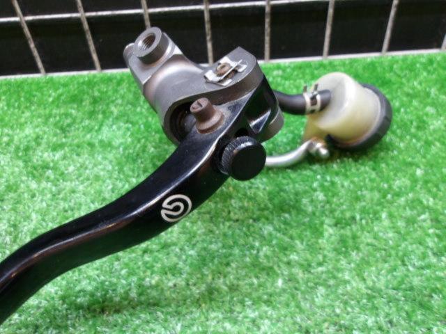 Brembo (Brembo)
Radial clutch master cylinder
Φ 16 × 18