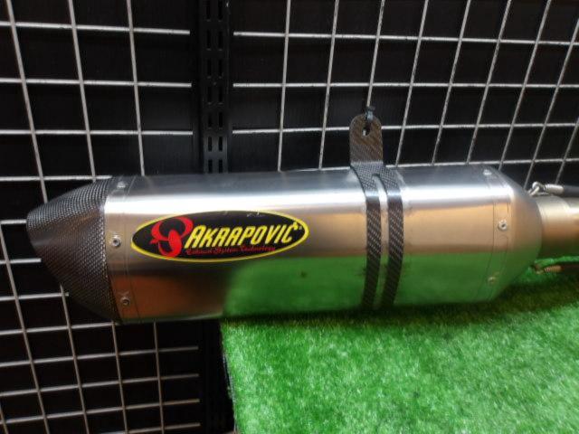 Highly recommended! AKRAPOVIC
Single slip-on exhaust
GSX-R1000 (GT77A
'07-'08)