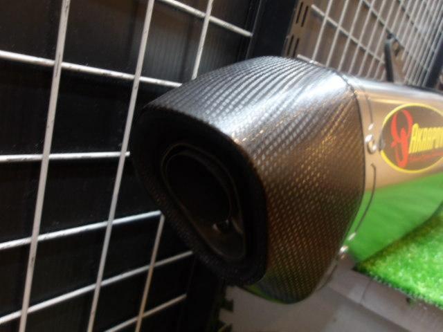 Highly recommended! AKRAPOVIC
Single slip-on exhaust
GSX-R1000 (GT77A
'07-'08)