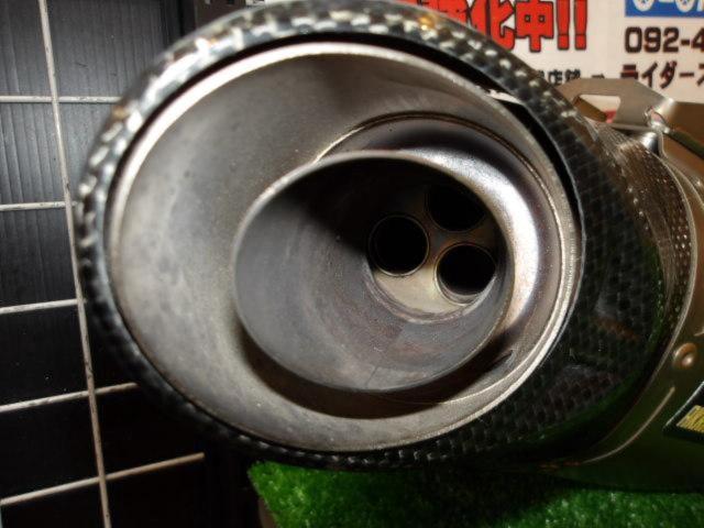AKRAPOVIC
Racing Line
Full exhaust muffler
CB650R/CBR650R ('19-'21)