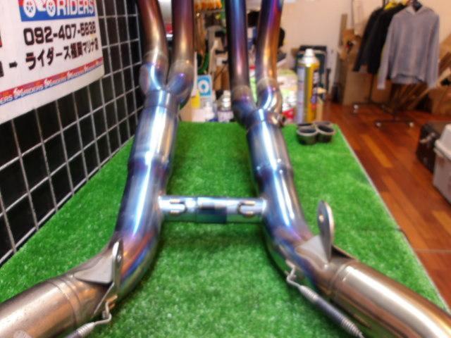 Moriwaki
Engineering (Moriwaki)
Ti-
Full
Exhaust
MEGAPHONE2 this out
CB1100 ('10-'16) / 1100EX
(14-16)(EBL-SC65)
