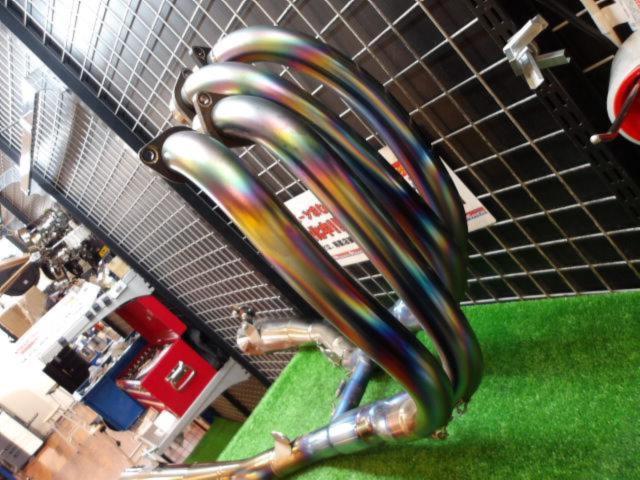 Moriwaki
Engineering (Moriwaki)
Ti-
Full
Exhaust
MEGAPHONE2 this out
CB1100 ('10-'16) / 1100EX
(14-16)(EBL-SC65)