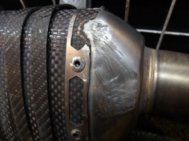 AKRAPOVIC
Slip-on
Carbon silencer
YZF-R 25 ('14 -' 17)