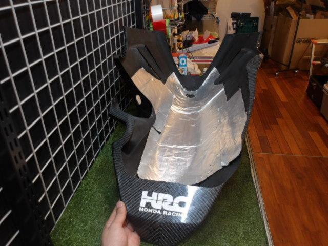 MAGICAL
RACING (Magical Racing)
Carbon under cowl
CBR1000RR-R ('20-'23)