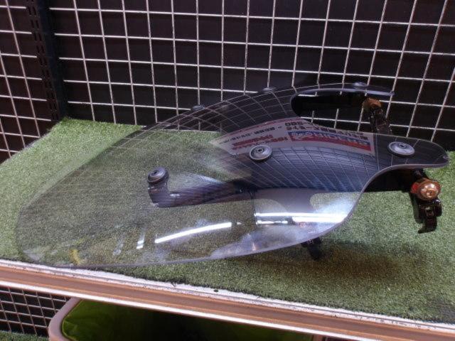 Genuine Harley-Davidson parts.
Quick-release touring windshield
Nightster (RH975)
RH975S) ('22-'25)