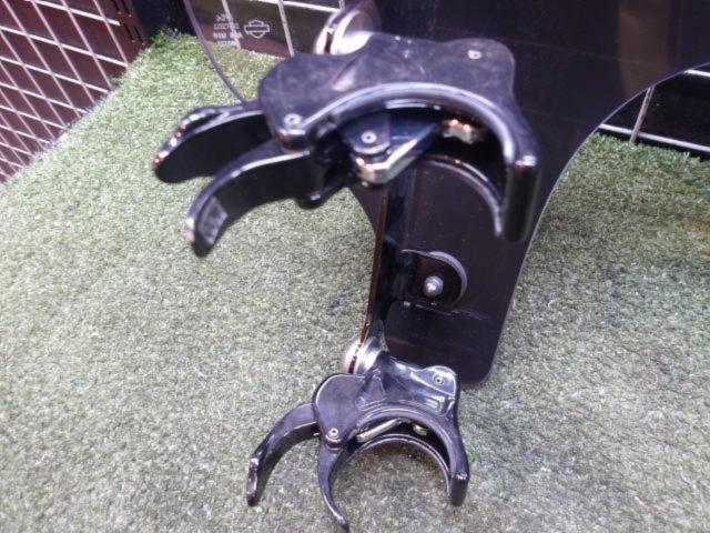 Genuine Harley-Davidson parts.
Quick-release touring windshield
Nightster (RH975)
RH975S) ('22-'25)