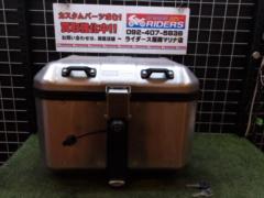 GIVI
Mono key case
TREKKER
DOLOMITI
46L
DLM46A