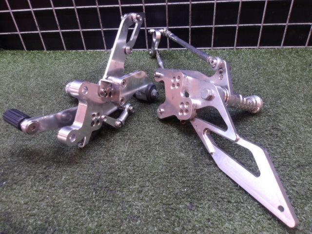 Reason for the discount! AGRAS
4 position back step kit
CBR1000RR (ELB-SC59) '08-10