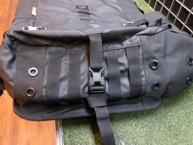 GIVI (with a reason!)
MONOKEY
Waterproof side bag
CANYON
35 L on one side
Right and left
GRT709