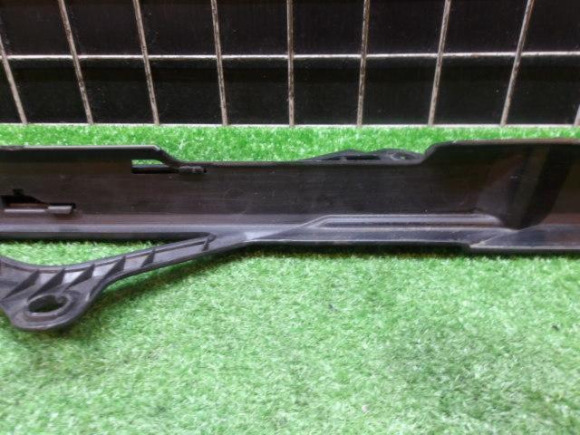 YAMAHA
Genuine chain cover
MT-09 ('17-'20)
BS2-22311