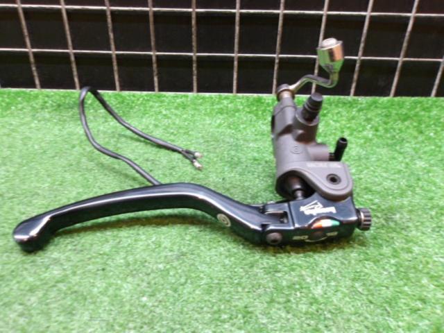 Brembo(ブレンボ) RCSラジアルブレーキマスターシリンダー Φ19 CB1300SB(SC54、’06)外し
