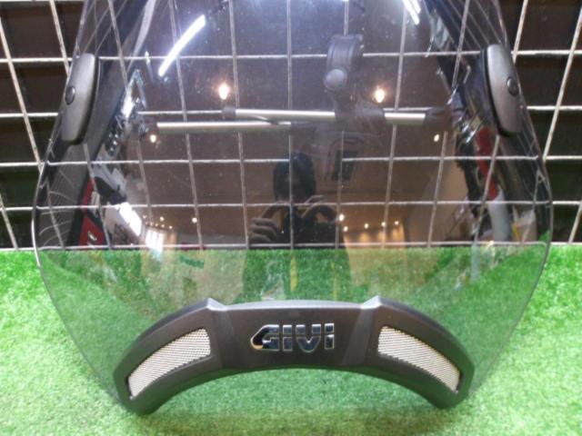GIVI(ジビ) ウインドスクリーン W650(BC-EJ650A)(’06)外し