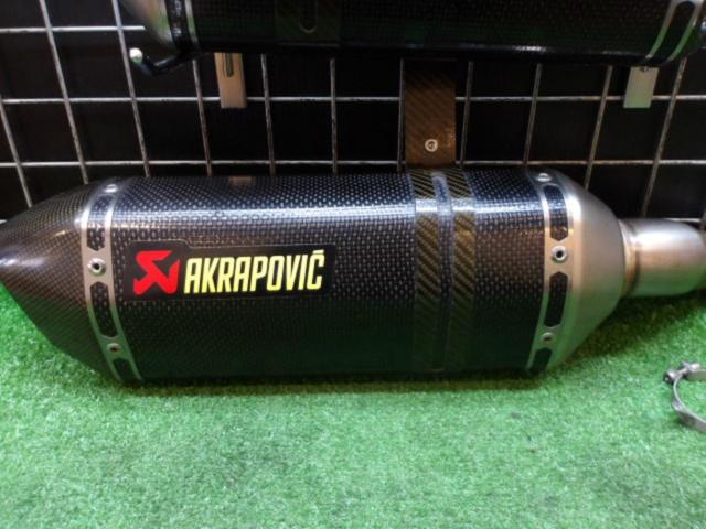 AKRAPOVIC (Akurapo Vittorio h)
SLIP
ON
LINE
Carbon silencer
Ninja1000/ABS(2BL-ZXT00W)(’17-’19)