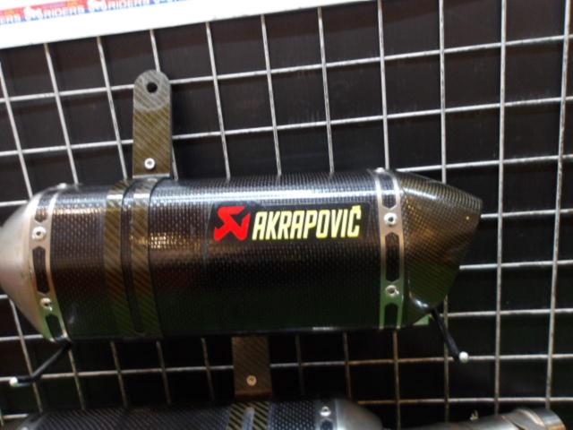 AKRAPOVIC (Akurapo Vittorio h)
SLIP
ON
LINE
Carbon silencer
Ninja1000/ABS(2BL-ZXT00W)(’17-’19)