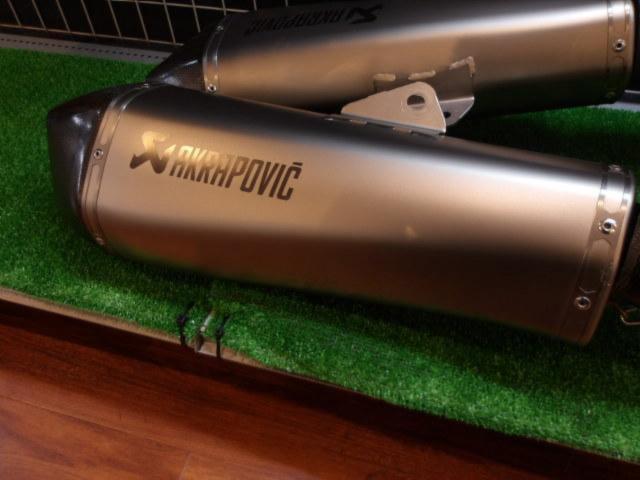 AKRAPOVIC
Slip online
Titanium
ZX-14R ('12 -'20)