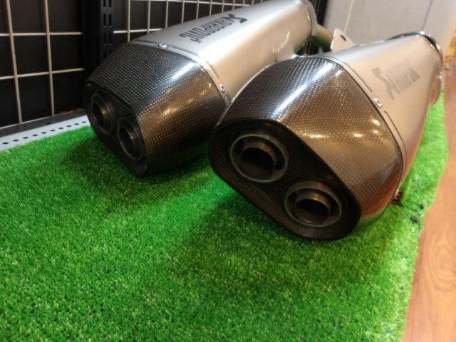 AKRAPOVIC
Slip online
Titanium
ZX-14R ('12 -'20)