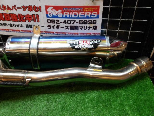 YOSHIMURA
Slip-On
HEPTA
FORCE
Cyclone
The out two
ZX-14R
12-15: Southeast Asian specifications, etc.