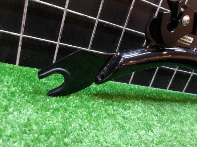 CMC (Custom Sports)
El Rey
Detachable backrest
14 inches
Gloss Black
Diamond stitch
Touring-related ('09-'24)