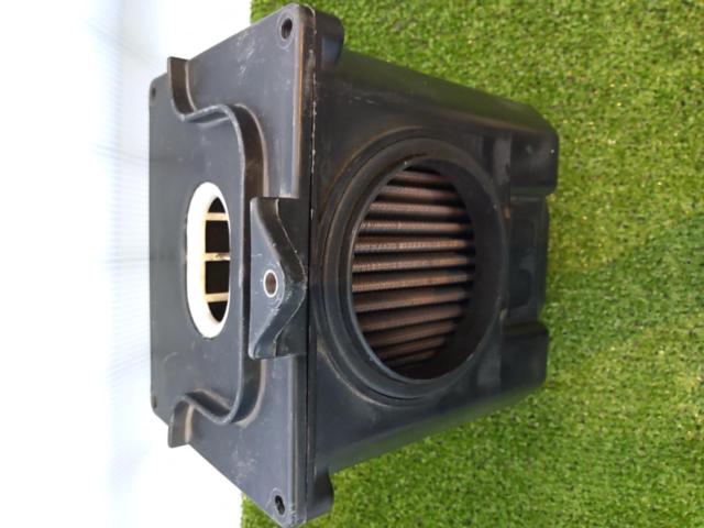 KAWASAKI】 カワサキ ゼファー 1100 エアクリーナーボックス 外し 