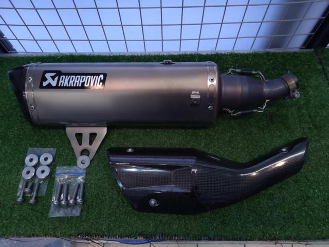 AKRAPOVIC アクラポビッチ】 チタン スリップオン マフラー BMW C400