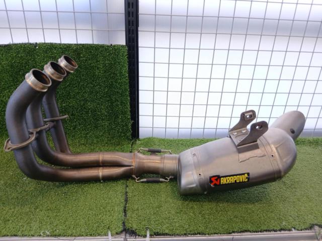 AKRAPOVIC Racing Line Titanium Exhaust
Removal of MT-09 (EBL-RN34J)