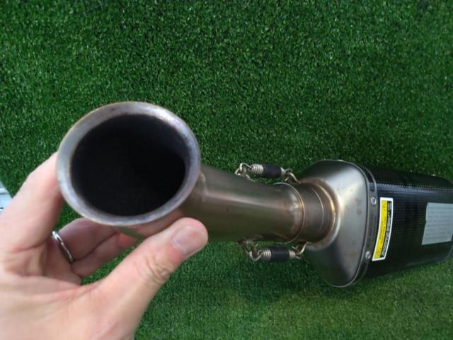 AKRAPOVIC
Akurapo Vittorio Chi
Slip-on
Muffler
KTM
390
DUKE
Duke
JGJ42
Year Unknown