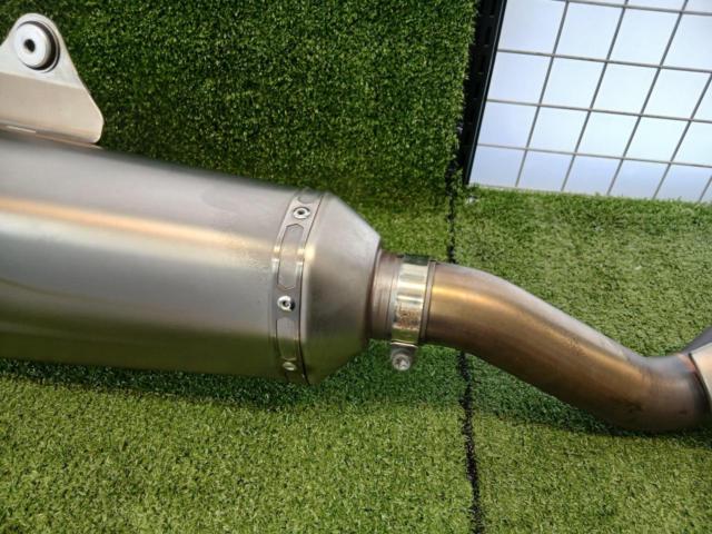 AKRAPOVIC
Racing Line
Titanium
T-MAX530
DX/SX