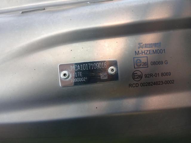 AKRAPOVIC
Racing Line
Titanium
T-MAX530
DX/SX