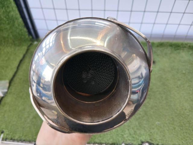 YOSHIMURA Slip-on Cyclone Silencer
ZRX1200
Removal of DAEG (EBL-ZRT20D, 2012)